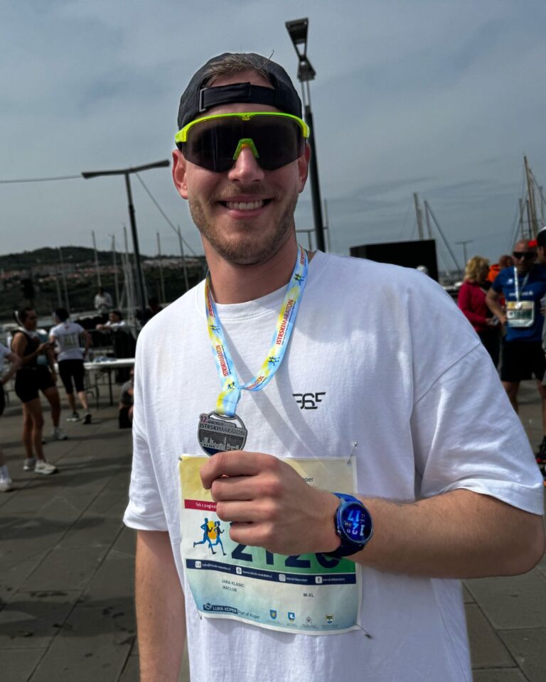 jaka, član RunningCluba na Istrskem maratonu
